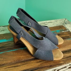 Aerosoles A2 Heelrest blue heeled sandals